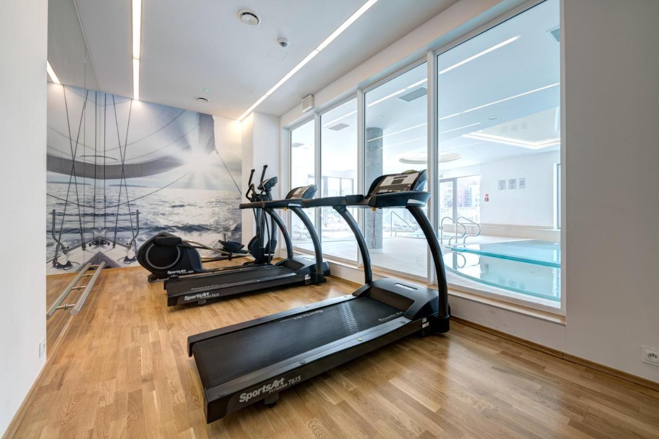 Live & Travel Apartments - Waterlane Island グダニスク エクステリア 写真