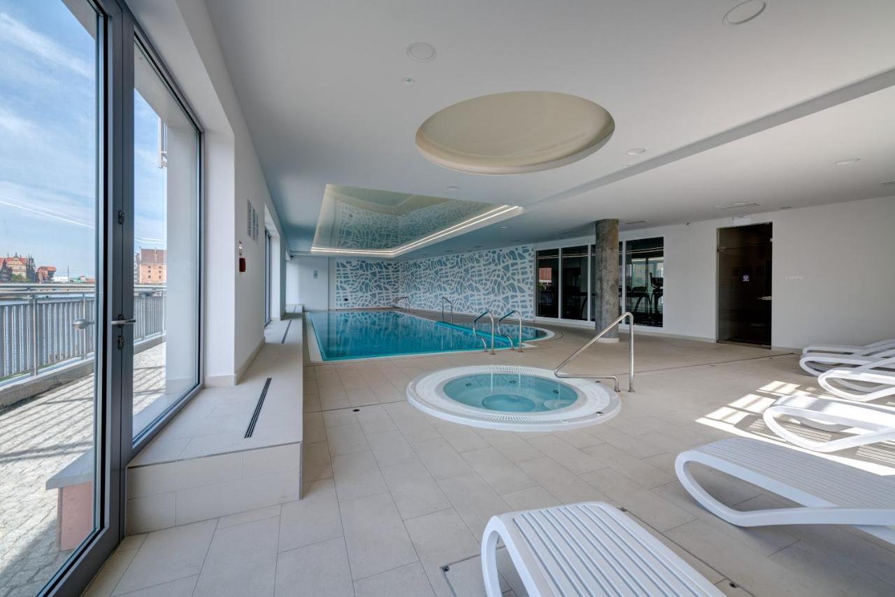 Live & Travel Apartments - Waterlane Island グダニスク エクステリア 写真