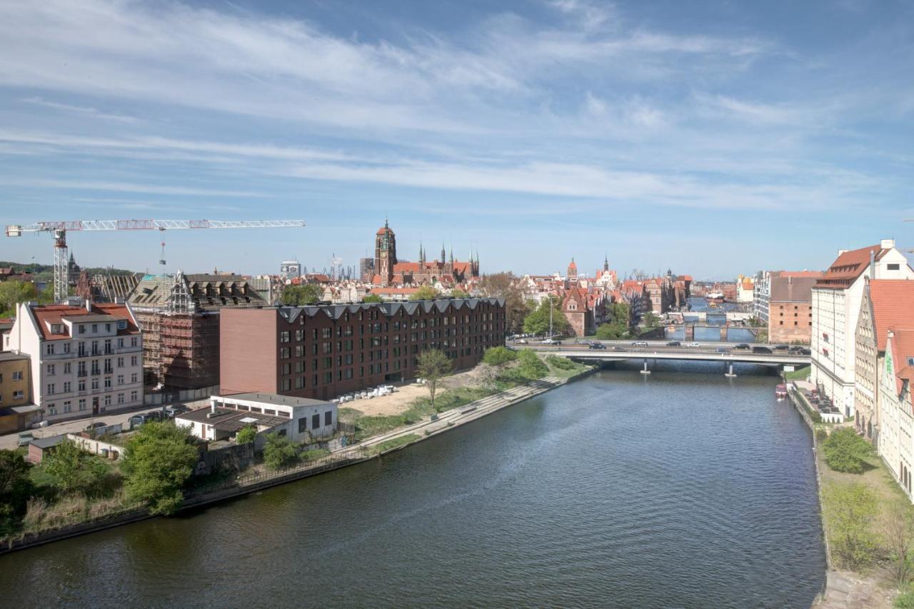Live & Travel Apartments - Waterlane Island グダニスク エクステリア 写真